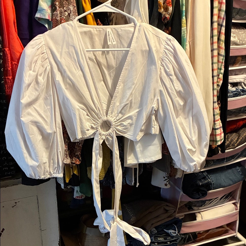 Live 4 Truth White Puff Sleeve Blouse
